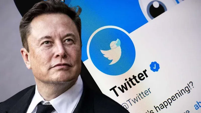 Elon Musk osti Twitterin 2022
