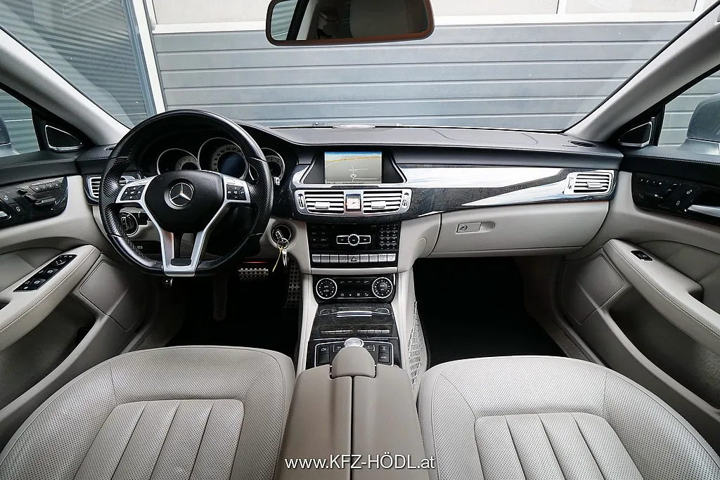 Mercedes-Benz CLS 500 Shooting Brake 4MATIC Aut. Image 9