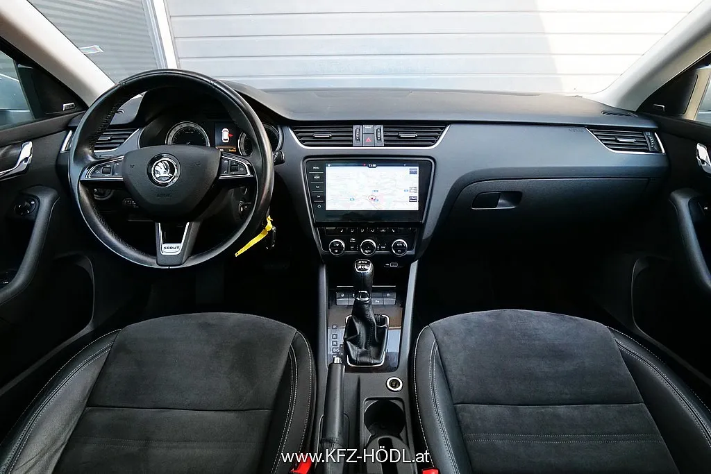 Skoda Octavia Scout 2,0 TDI 4×4 DSG Image 9
