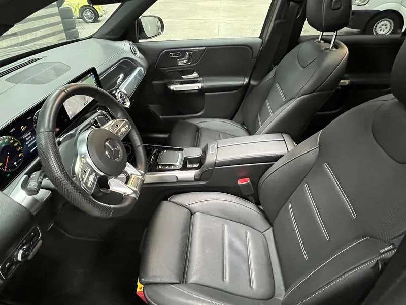 Mercedes-Benz GLB 35 AMG 4Matic Leder Pano 21