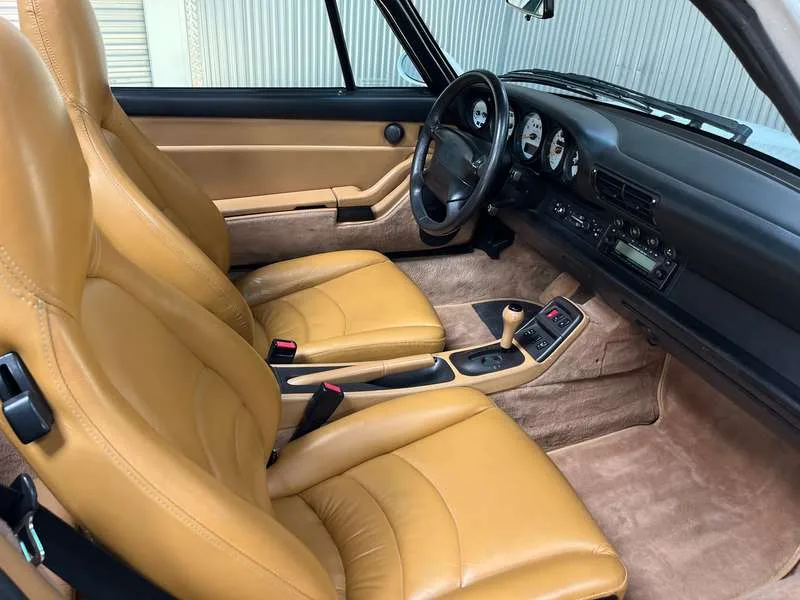 Porsche 993 3.6i Carrera Tiptronic Image 5