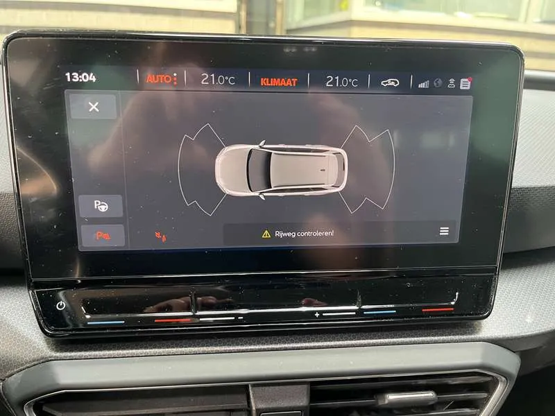 SEAT Leon Leon Sportstourer 1.0TSi Move Navi PDC Carplay LED Image 10