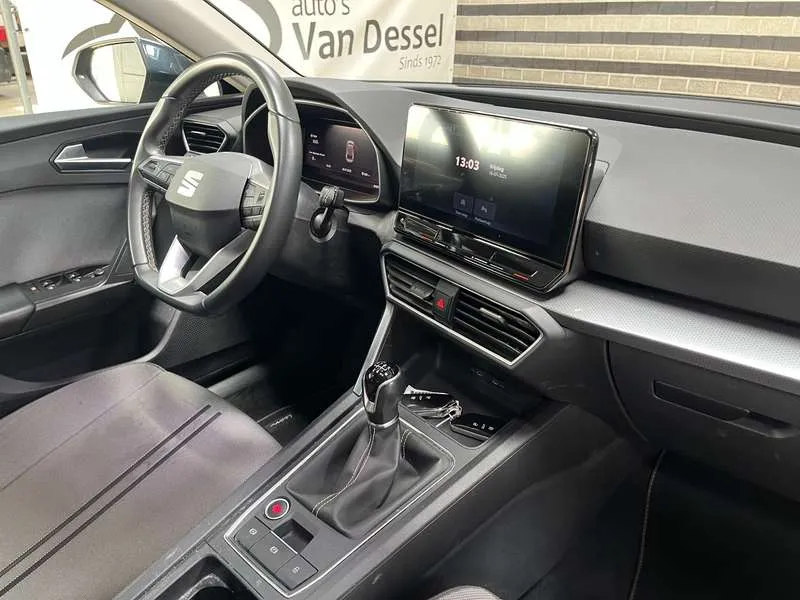 SEAT Leon Leon Sportstourer 1.0TSi Move Navi PDC Carplay LED Image 5