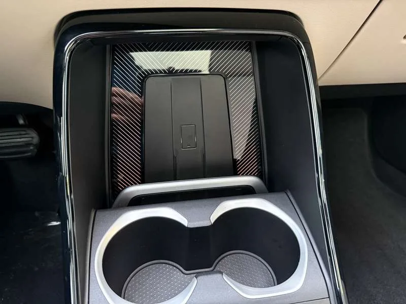 BMW iX1 Leder,Open dak,Camera,360°cam,Key less,Head-Up Image 13