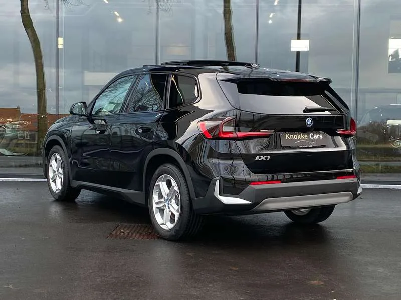 BMW iX1 Leder,Open dak,Camera,360°cam,Key less,Head-Up Image 5