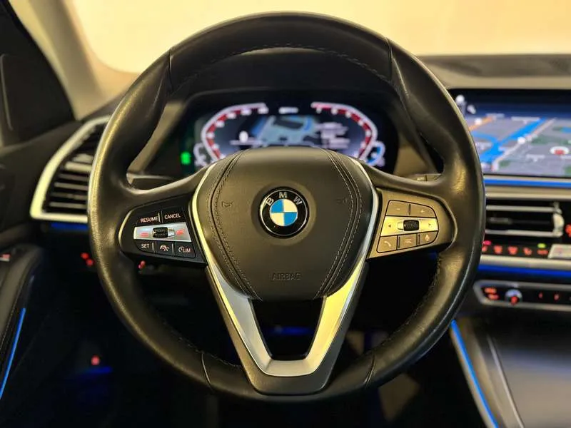 BMW X5 xDrive 45e - Pano/DrivAss/Headup/ComfSeat/Trekh/.. Image 16