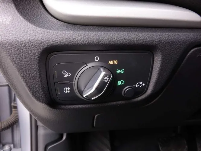 Audi A3 35 TSi 150 S-Tronic Sportback + GPS + Xenon Plus + Winter Pack Image 9