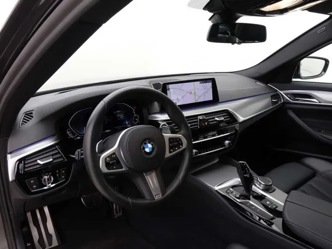 BMW 5 530e 251 iPerformance M-Sport + Pro GPS + LED Lights Image 8
