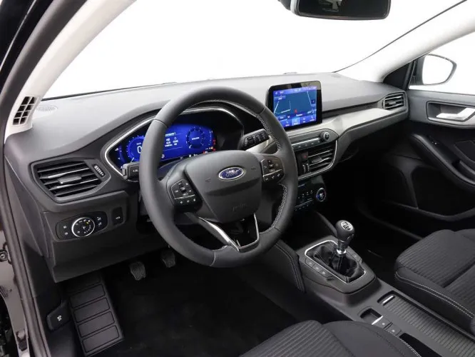 Ford Focus 1.0 125 EcoBoost Clipper Titanium X + Vitual + GPS + Winter Pack Image 9