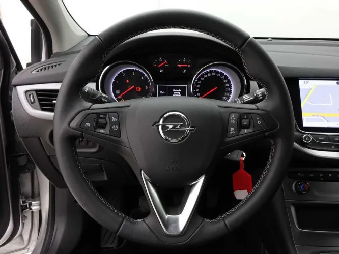 Opel Astra 1.6 CDTi 136 Sportstourer Edition + GPS Image 10