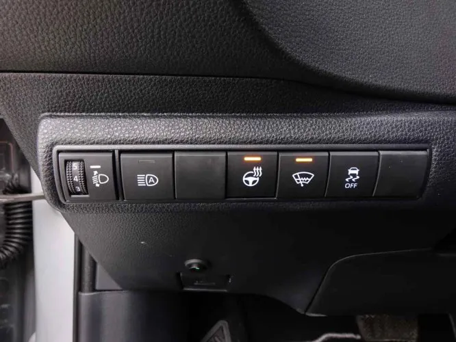 Toyota Corolla 1.8 e-CVT Hybrid 125 + Carplay + Camera Image 9