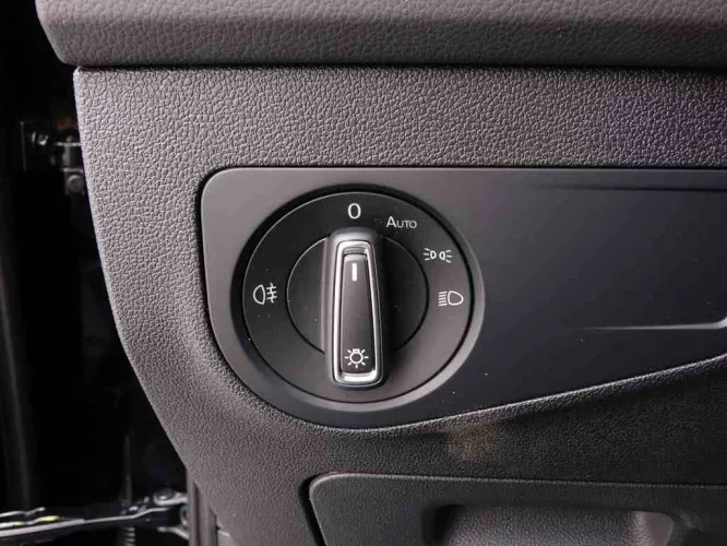 Volkswagen Tiguan 2.0 TDi + GPS + LED Lights + Alu17 Tulsa Image 9