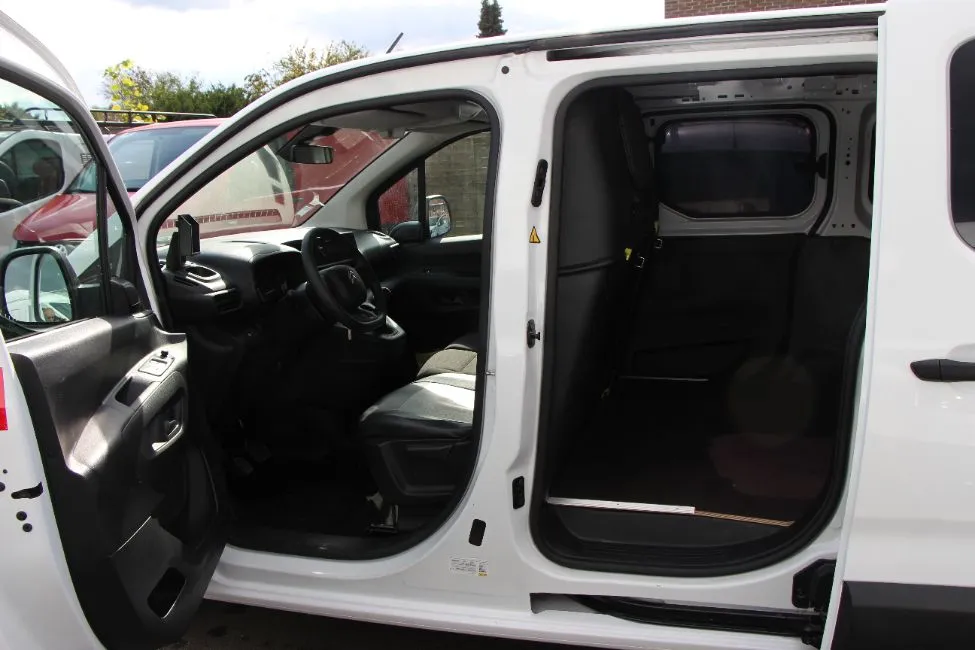 Citroen Berlingo Maxi 1.5 Hdi L2H1 7000km Image 6