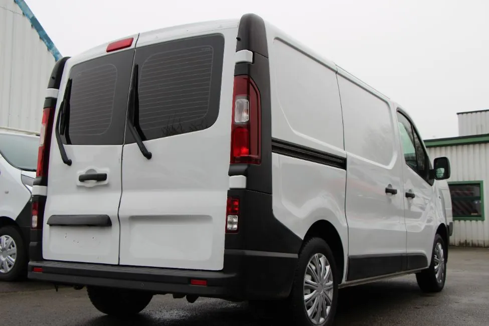 Opel Vivaro 1.6 Cdti Airco EU6 Warranty Image 4