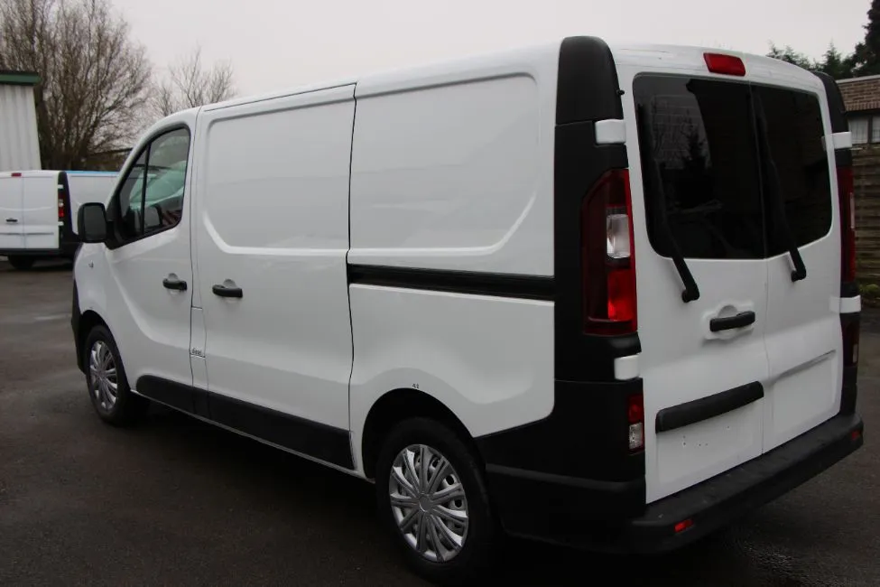 Opel Vivaro 1.6 Cdti Airco EU6 Warranty Image 5