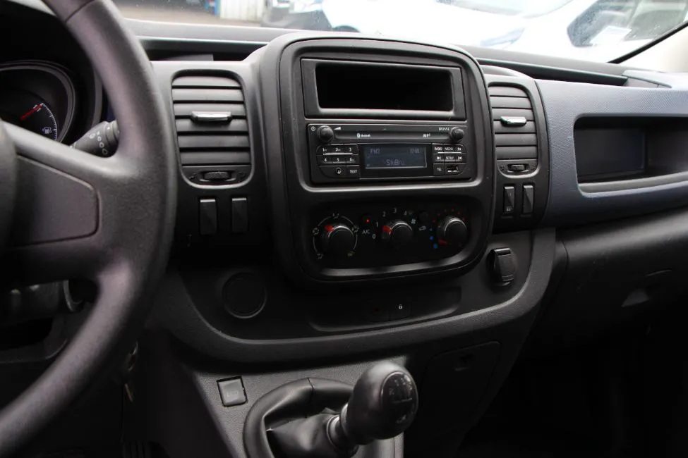 Opel Vivaro 1.6 Cdti Airco EU6 Warranty Image 10