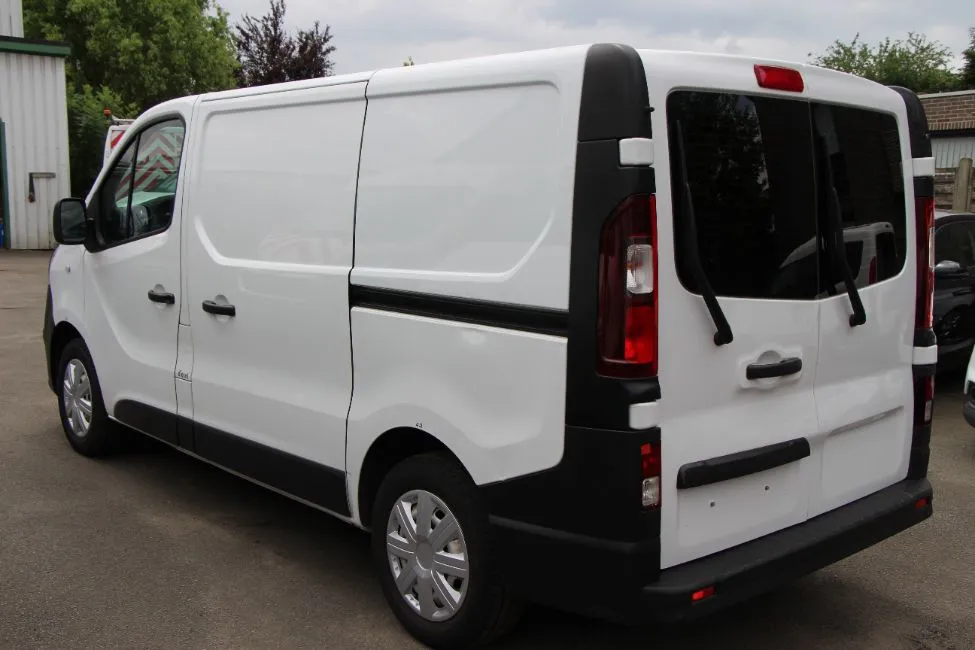 Opel Vivaro 1.6 Cdti Airco EU6 Warranty Image 5