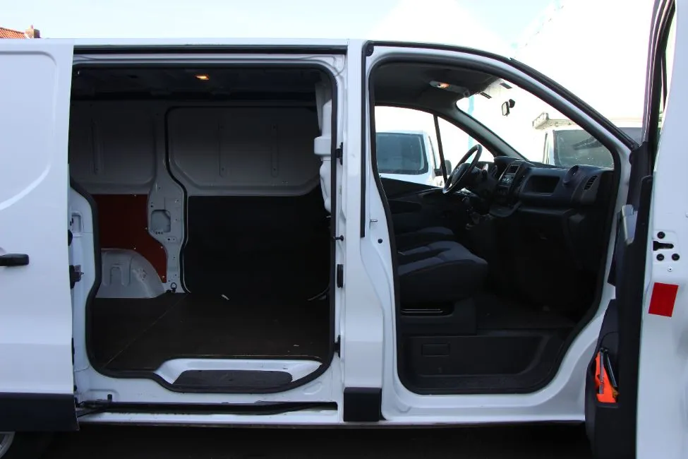 Opel Vivaro 1.6 Cdti Airco EU6 Warranty Image 11