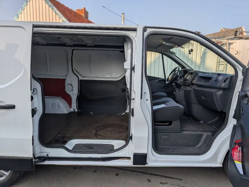Opel Vivaro 1.6 Cdti Airco EU6 Warranty Image 11