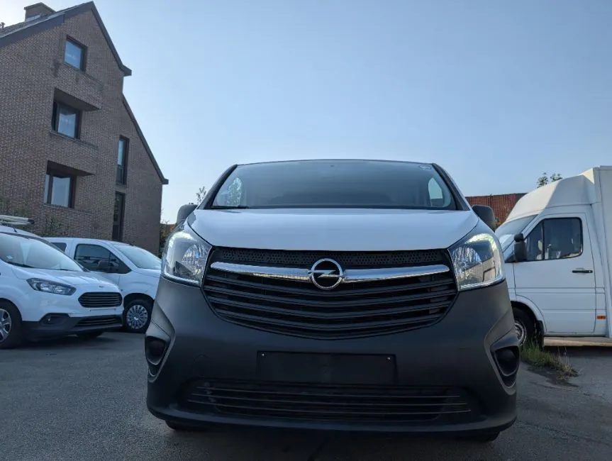 Opel Vivaro 1.6 Cdti Airco EU6 Warranty Image 2