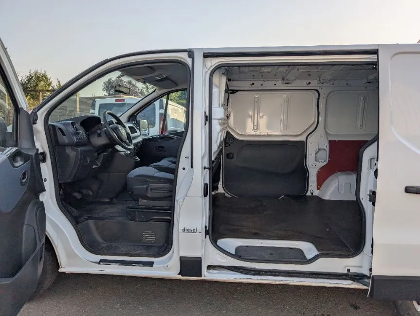 Opel Vivaro 1.6 Cdti Airco EU6 Warranty Image 6