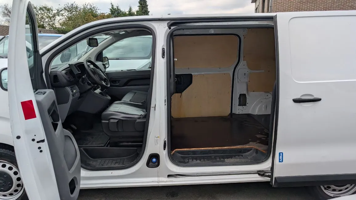 Opel Vivaro 1.5 Hdi Airco Cruise Controle Warranty Image 6