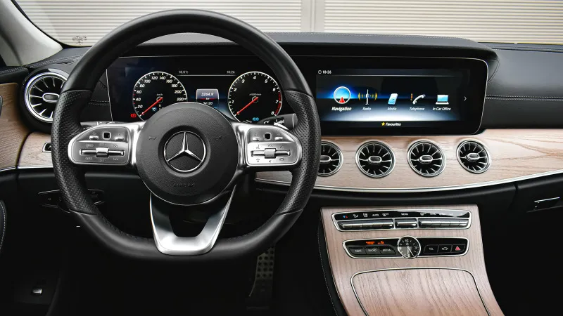 Mercedes-Benz CLS 450 AMG Line 4MATIC EQ Boost Image 9