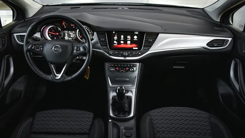 Opel Astra Sports Tourer 1.6 CDTi Business Image 9