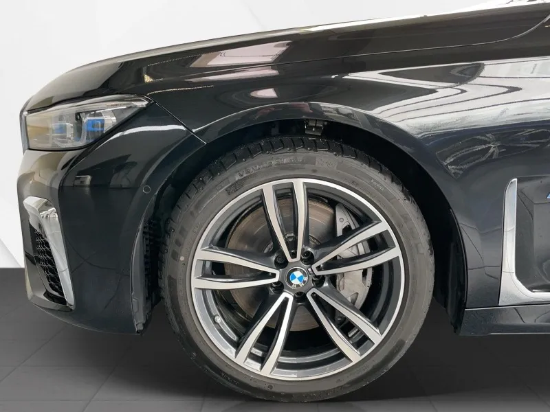 BMW 740 d xDrive =M-Sport= Exclusive/Individual Гаранция Image 4