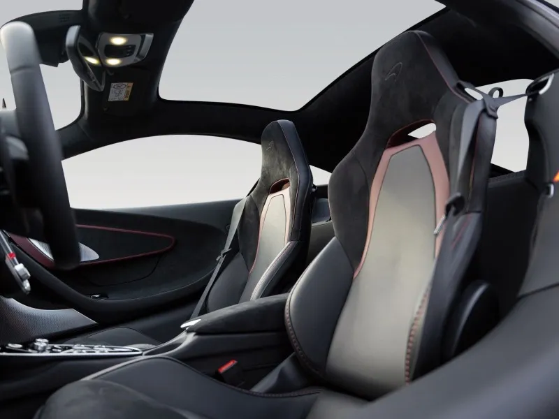 McLaren GT =Carbon Fibre Pack= Carbon Ceramic Brakes Гаранция Image 7