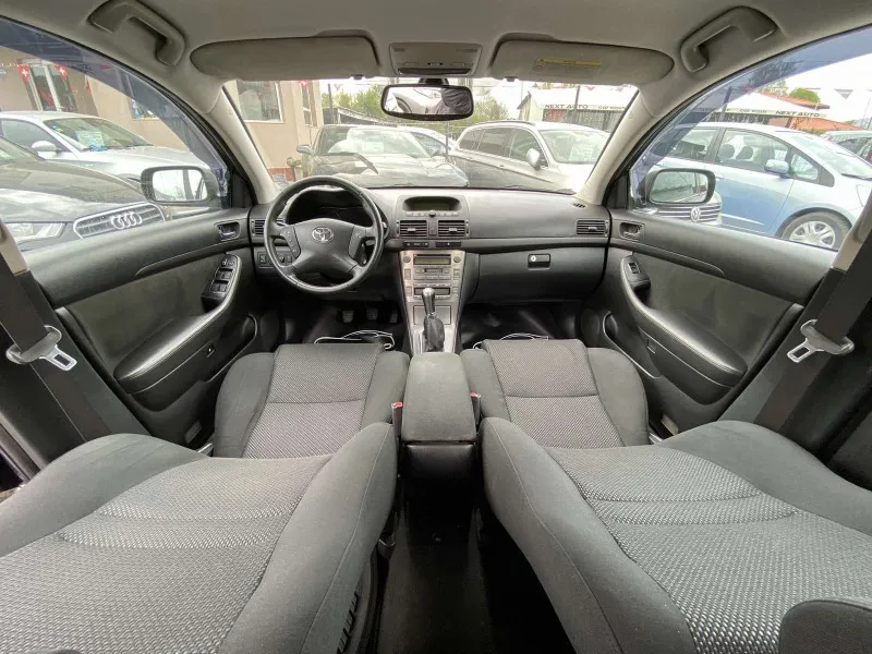 Toyota Avensis 1.8VVT-I 129HP Image 9