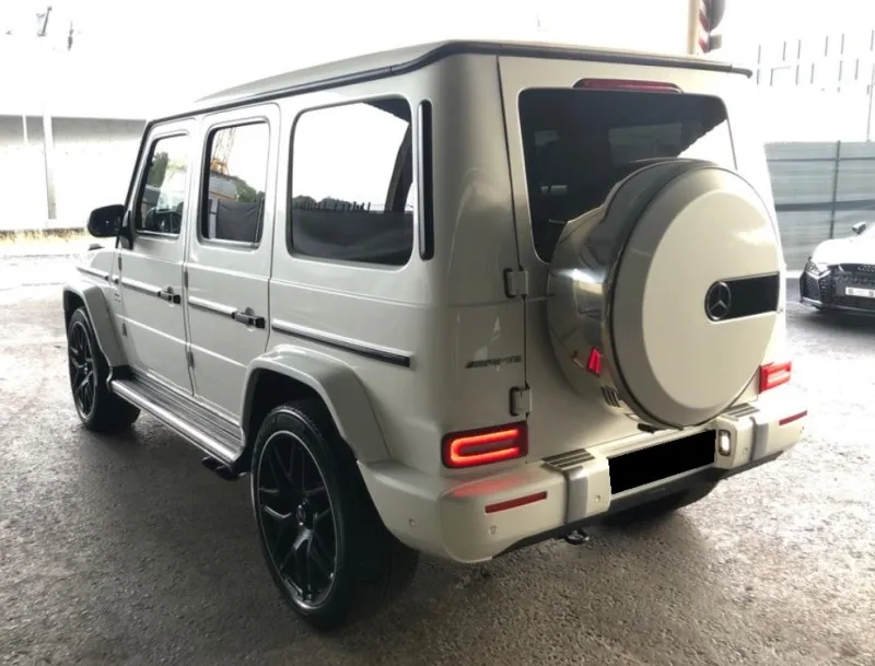 Mercedes-Benz G 63 AMG 4Matic Image 4