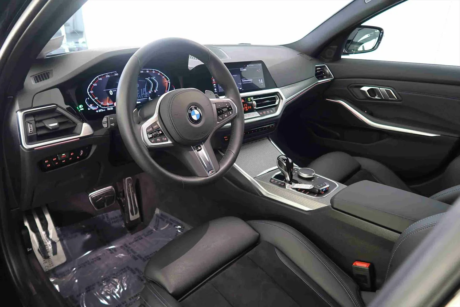 BMW 330i xDriveTouring M Sport Automat  Image 6