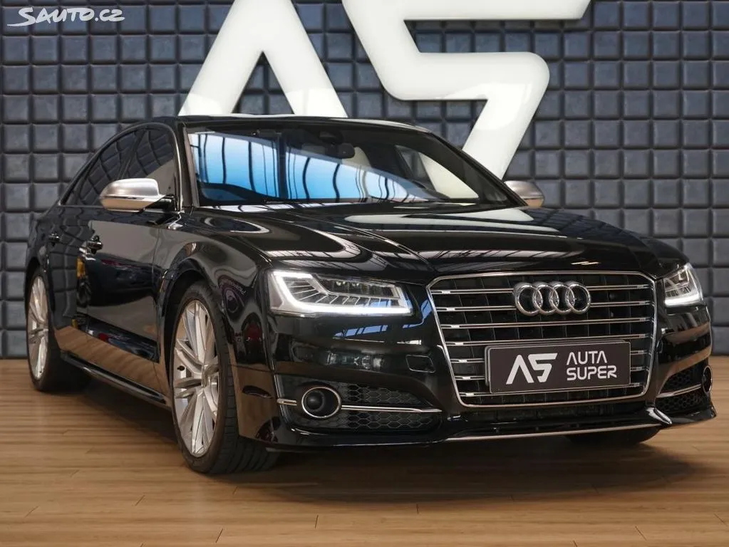 Audi S8 V8 Carbon Masáž Night-Vis Bose Image 1