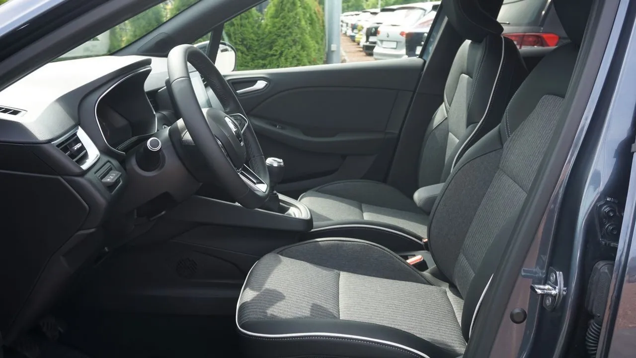 Renault Clio TCe90 Navi LED Tempomat  Image 9