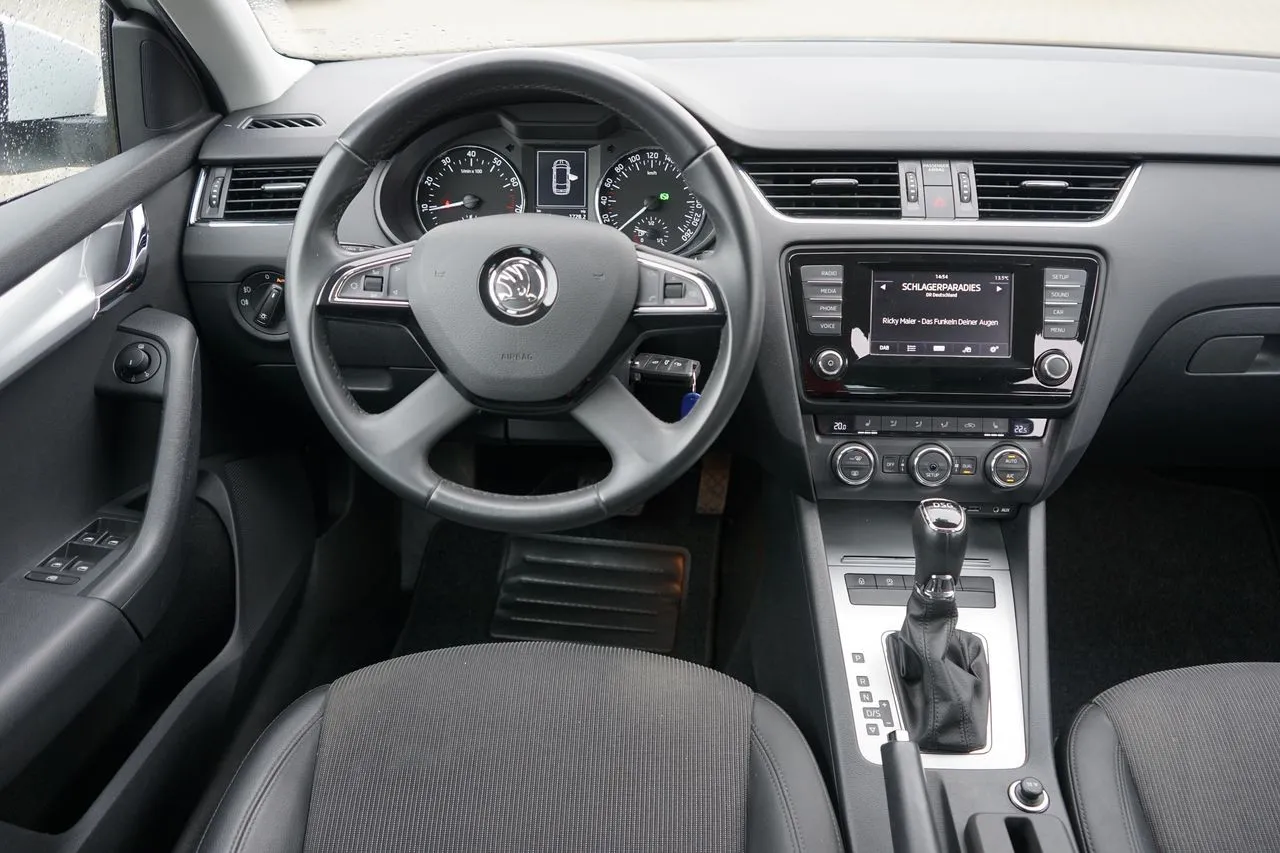 Skoda Octavia Combi 1.8 TSI DSG...  Image 9