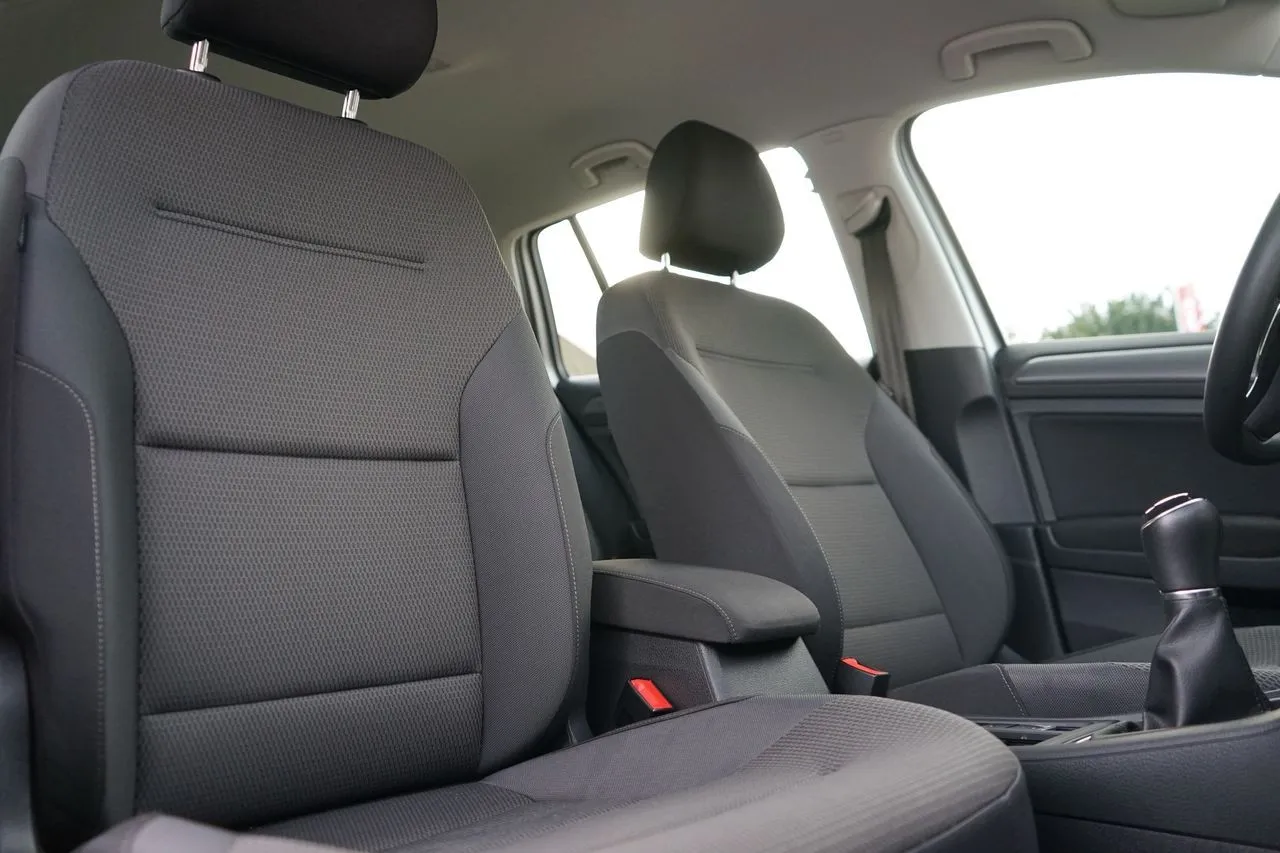 Volkswagen Golf Variant 1.5 TSI Navi Tempomat...  Image 9