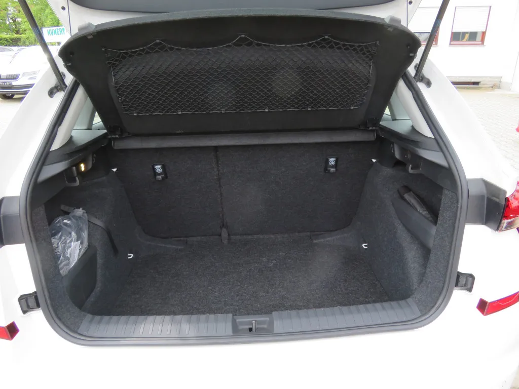 Skoda Kamiq 1.0 TSI STYLE*NAVI*LED*SMARTLINK*KESSY* Image 10