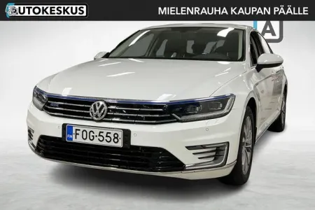 Volkswagen Passat Sedan GTE Plug-In Hybrid 160 kW (218 hv) DSG-automaatti - Autohuumakorko 1,99%+kulut -