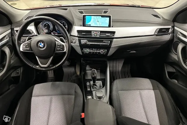 BMW X2 F39 sDrive 18d A Business * Professional Navi / Keyless / HUD * Image 7