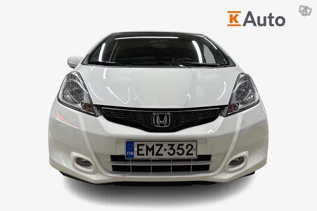 Honda Jazz 5D 1,4i Comfort Plus CVT *Vakkari / Ilmastointi / 2x renkaat* Image 4