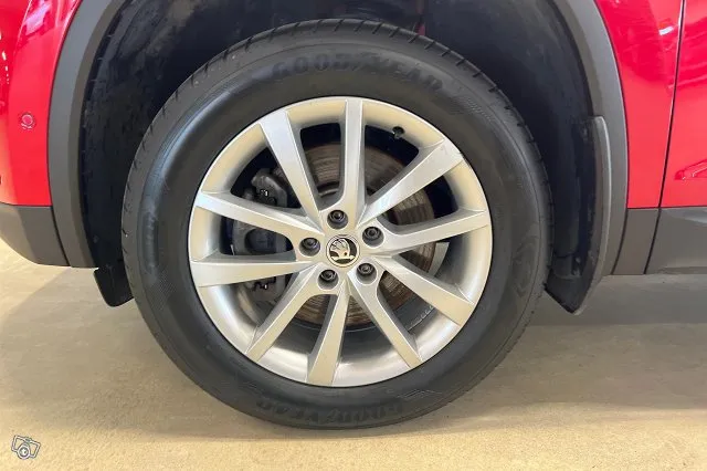Skoda Kodiaq 2,0 TDI 190 4x4 Exclusive DSG *ACC / 7-Hlö / Webasto / Ilmast.penkit / Koukku / Canton / Kessy* Image 9