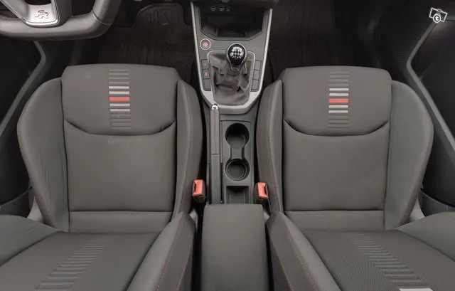 SEAT Arona 1,0 TGI FR / Adapt. Vakkari / Navigointi / 2x Renkaat / Image 8