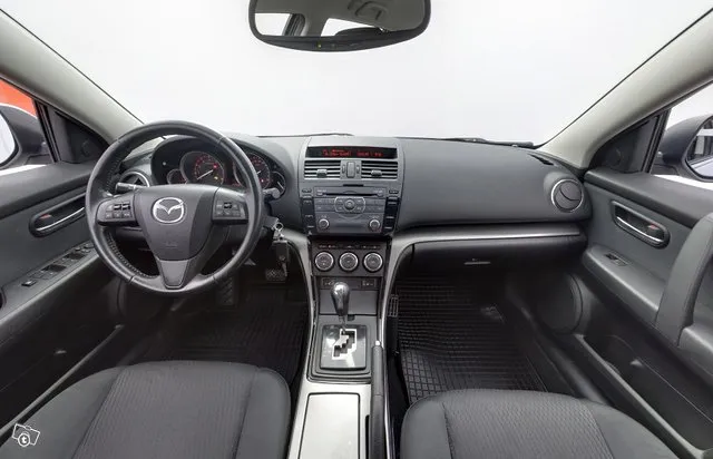 Mazda 6 Sport Wagon 2,0 Touring 5AT - / Aut.ilmastointi / Vakionopeudensäädin / Täysmerkkikirja / Lohko- ja sisäpistoke Image 9