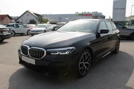BMW serija 5 520d Touring AUTOMATIK ///M Paket *HARMAN KARDON,KAMERA,LED*