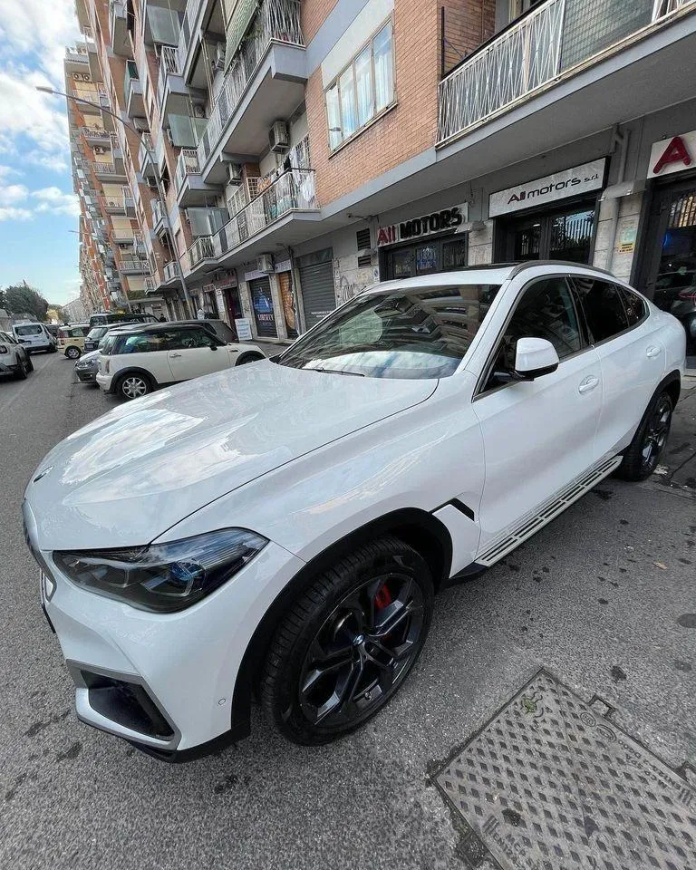 BMW X6  Image 3