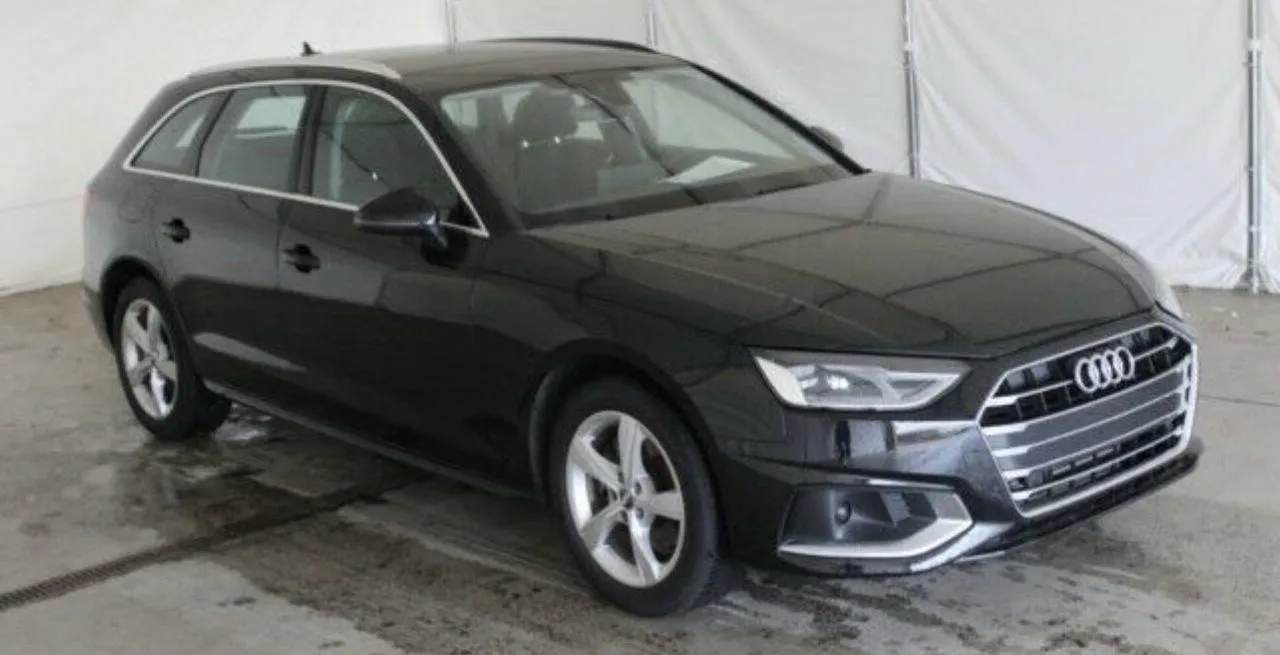 AUDI A4  Image 2