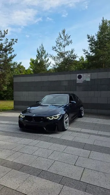 BMW M3  Image 6