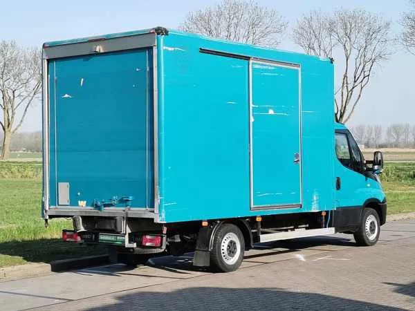 Iveco Daily 35 S 140 HI-MATIC Image 3