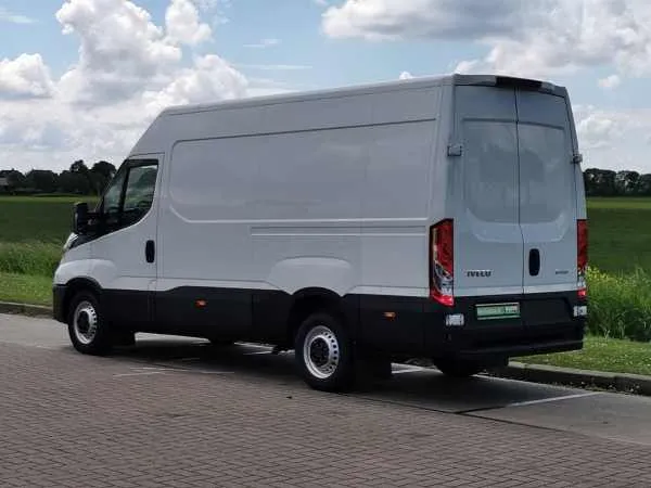 Iveco Daily 35 S L2H2 Airco! Image 5